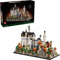 21063 Zámek Neuschwanstein LEGO (1)
