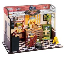 Hračka Robotime miniatura domečku Garáž (1)