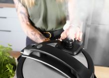 CONCEPT Multifunkční tlakový hrnec s Air Fry poklicí COOKERY CK8000 (10) CONCEPT Multifunkční tlakový hrnec s Air Fry poklicí COOKERY CK8000 (10)