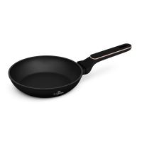 BERLINGERHAUS Pánev s titanovým povrchem 20 cm Black Rose Collection BH-8345 (1)