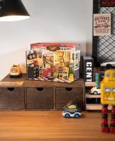 Hračka Robotime miniatura domečku Garáž (6)